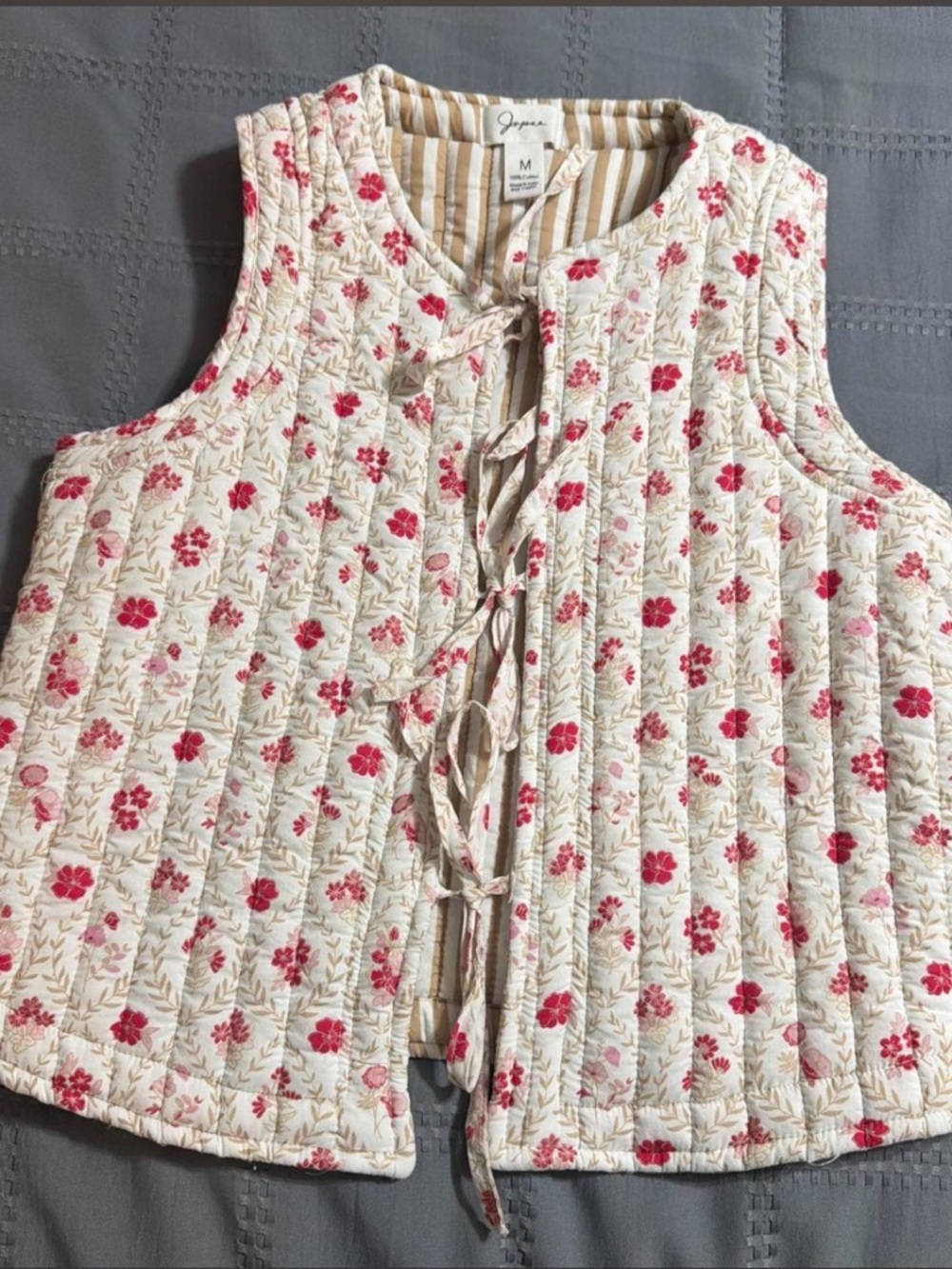 Floral Quilted Tie-Front Vest - Pink on Cream